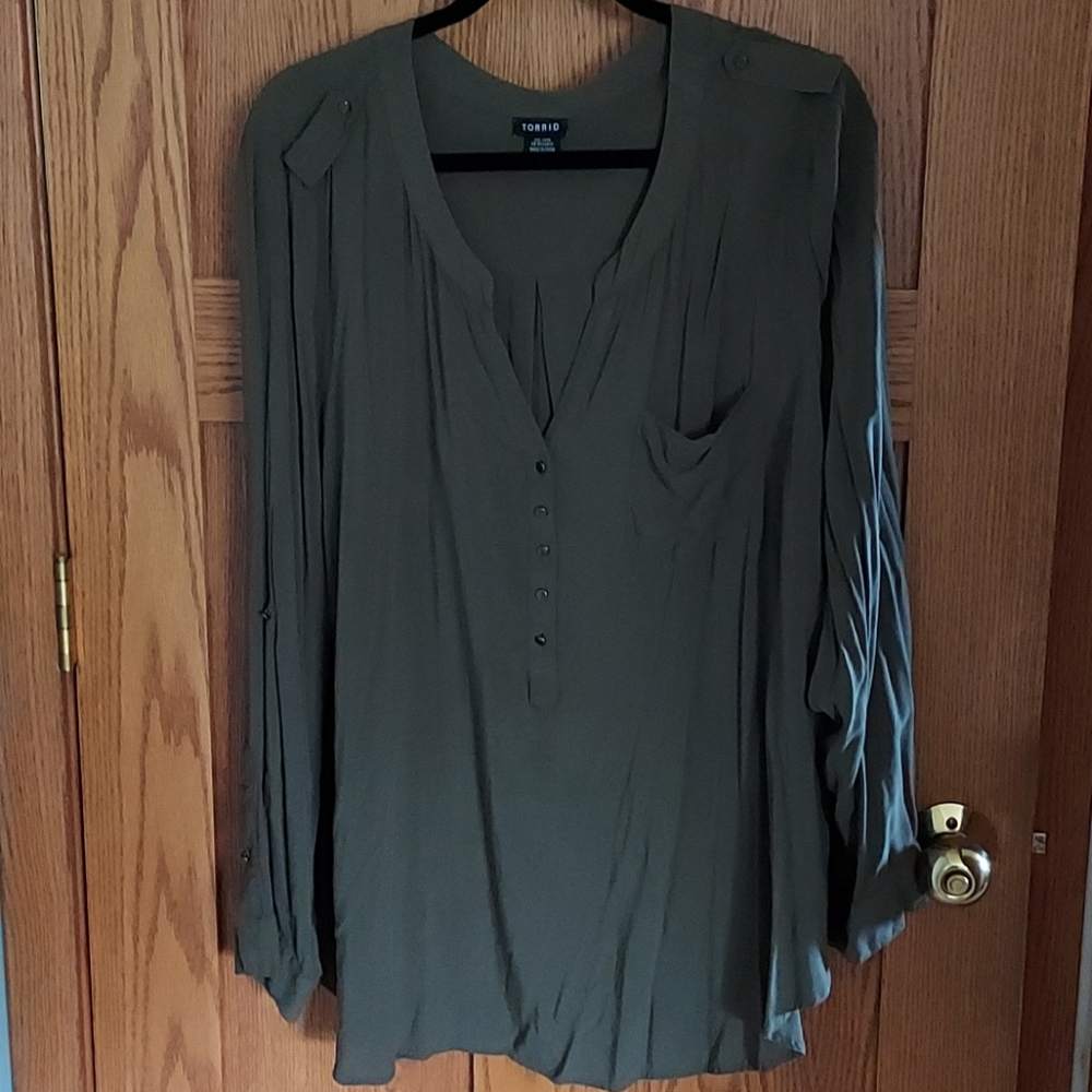 Like New! Torrid Shirt